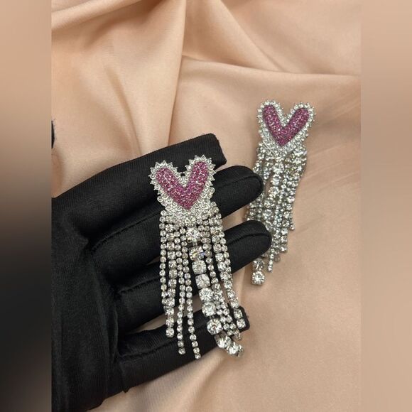 Glamorous Heart-Shaped Drop Earrings with Rhinestone Fringe - Picture 3 of 8